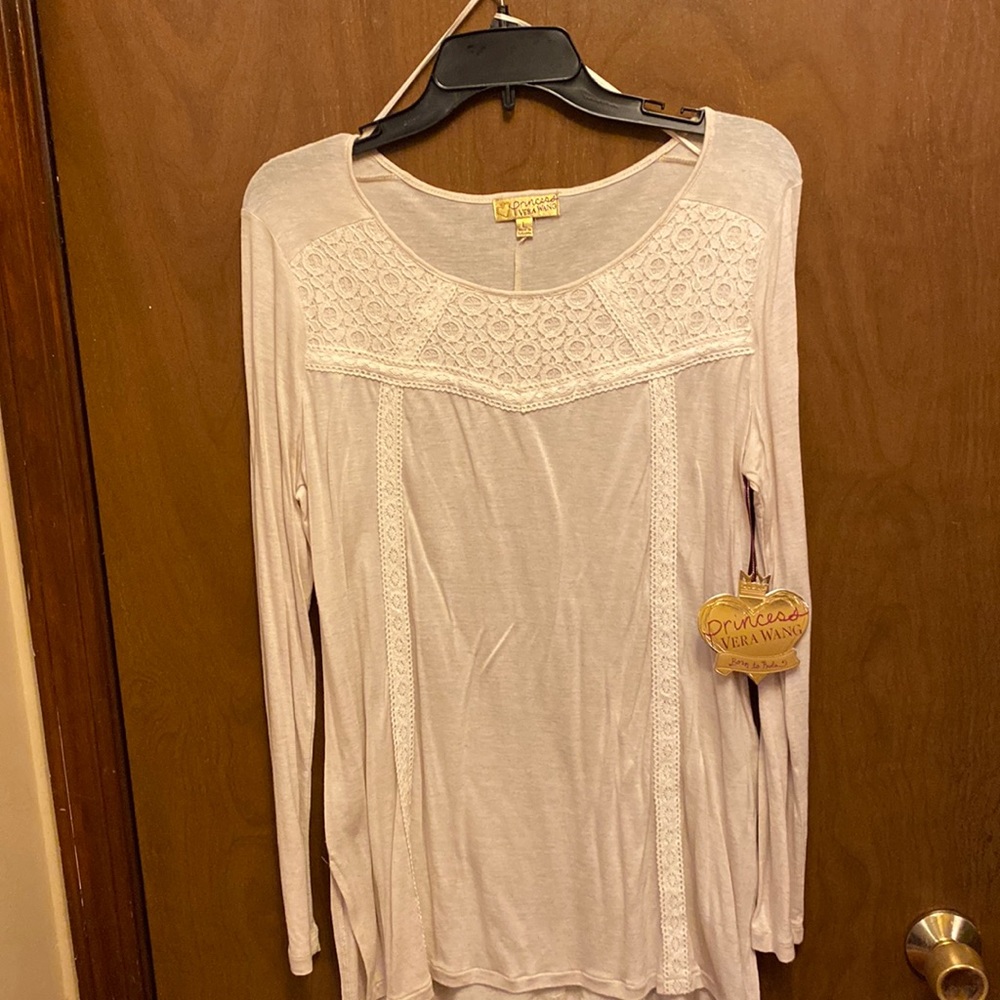 Woman’s Junior large Princess Vera Wang beige long sleeve top